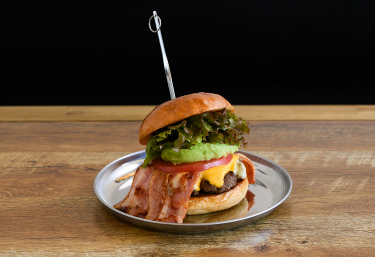 アボカドベーコンレタスバーガー